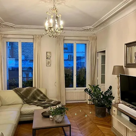 Steps To Luxembourg Gardens Bright Family Flat Appartamento *