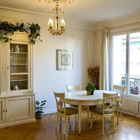 Appartamento Steps To Luxembourg Gardens Bright Family Flat