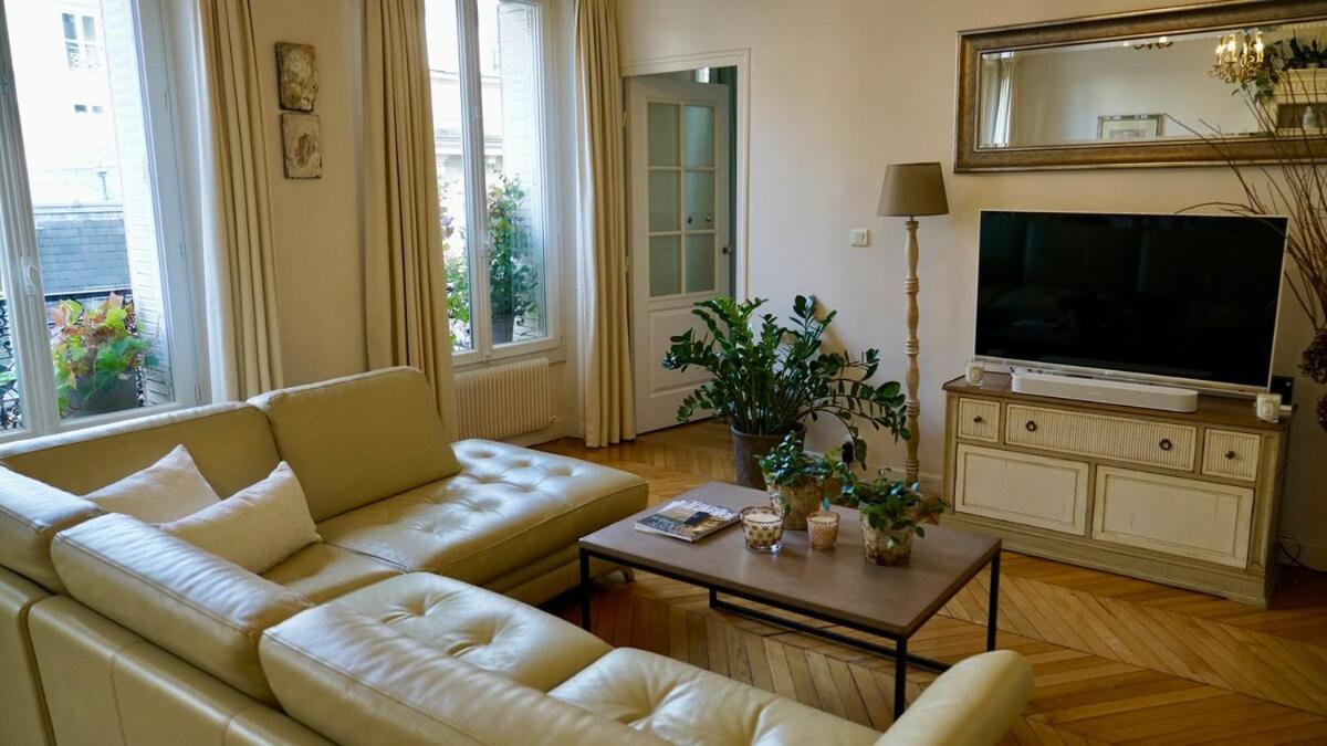 Appartamento Steps To Luxembourg Gardens Bright Family Flat Parigi